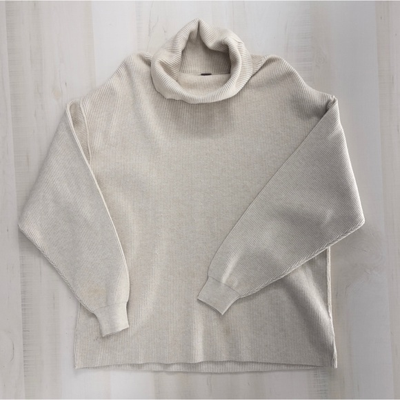 FREE PEOPLE softly structured beige tan tunic oversized turtleneck sweater top M - Picture 9 of 9